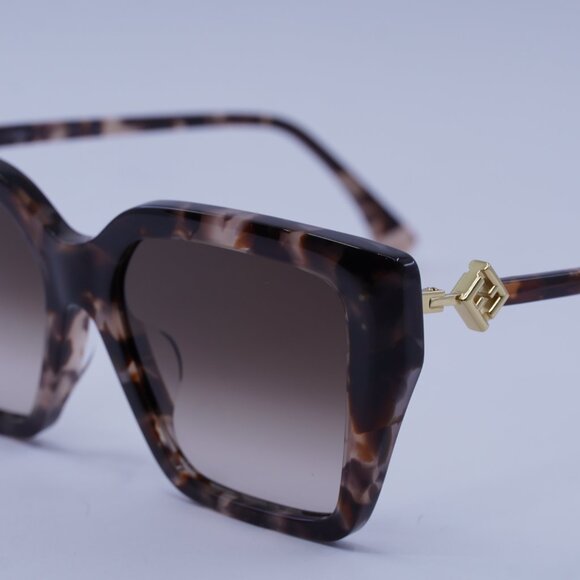 Fendi FE40161F 55F Sunglasses Havana Square Frame, Brown Lenses - Picture 3 of 9